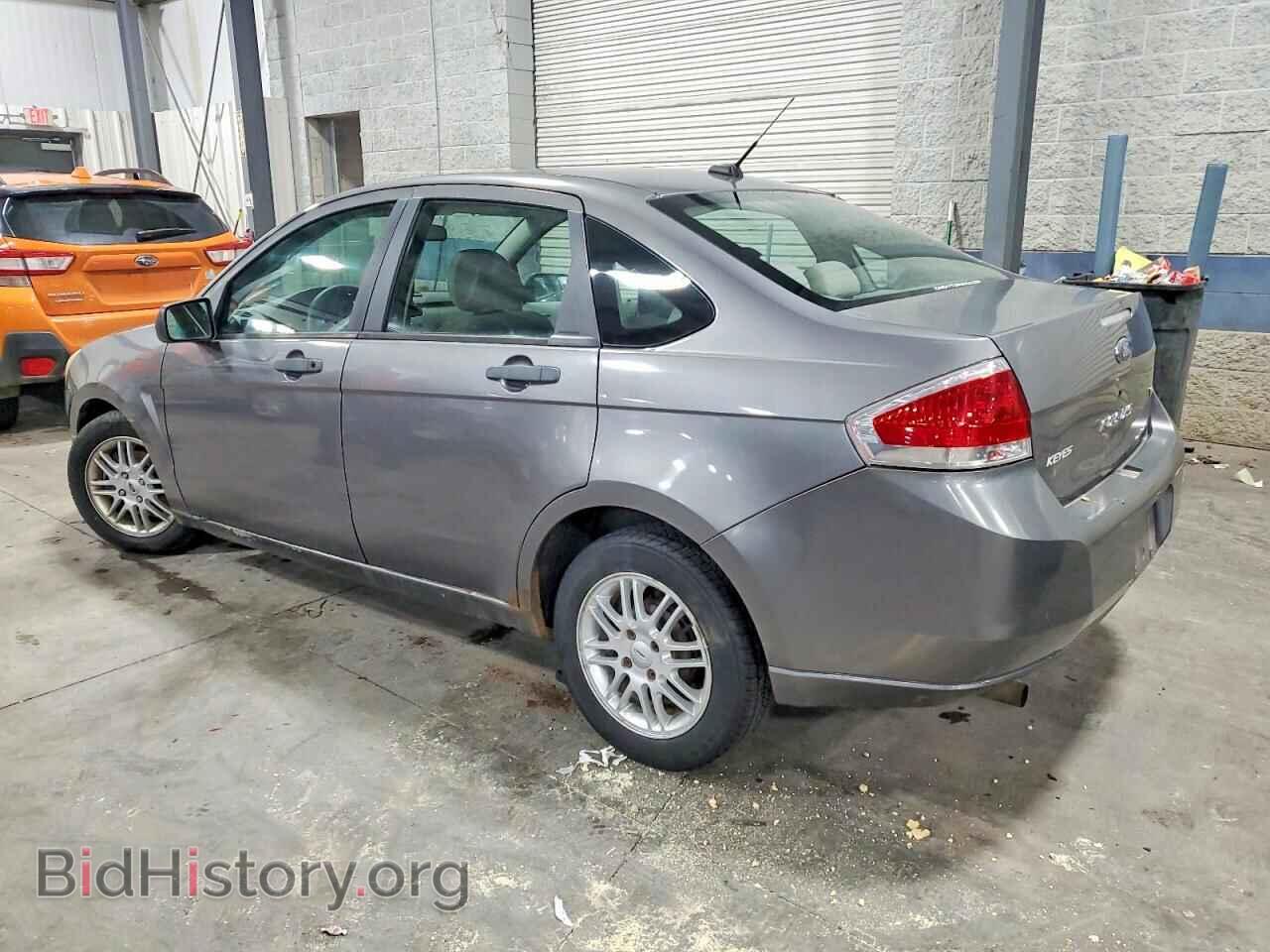 2009 FORD FOCUS - VIN: 1FAHP35N89W133920 - Фото 2