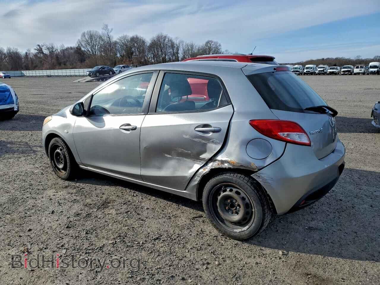 2011 MAZDA 2 - VIN: JM1DE1HZ2B0123894 - Photo 2