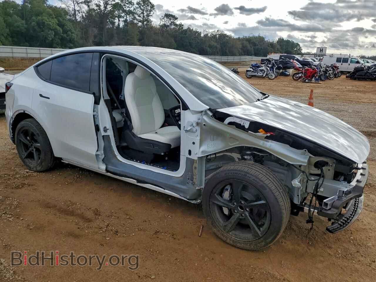 2026 TESLA MODEL Y - VIN: 7SAYGDED9TA501038 - Фото 4