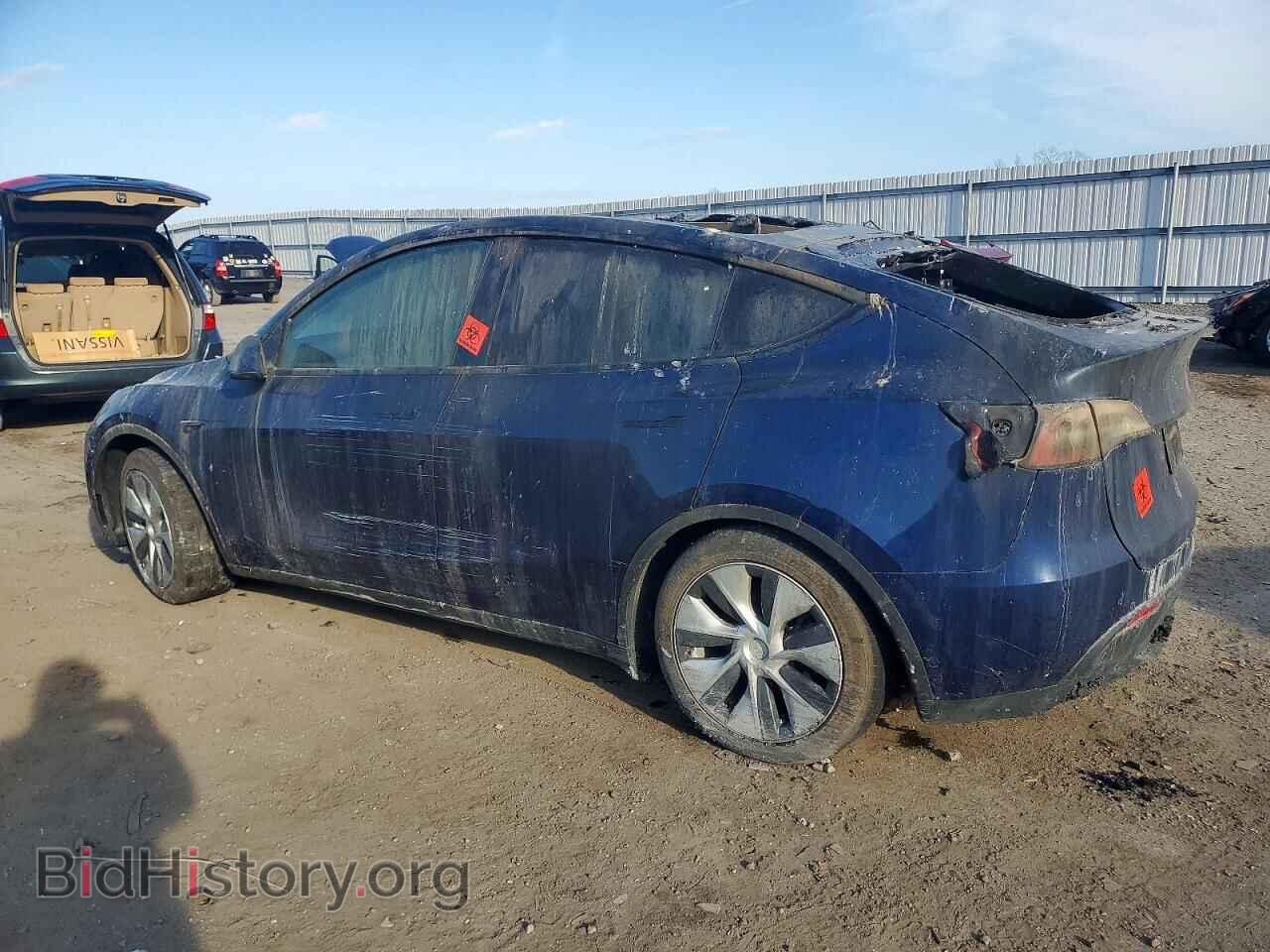 2024 TESLA MODEL Y - VIN: 7SAYGAEE9RF005272 - Фото 2