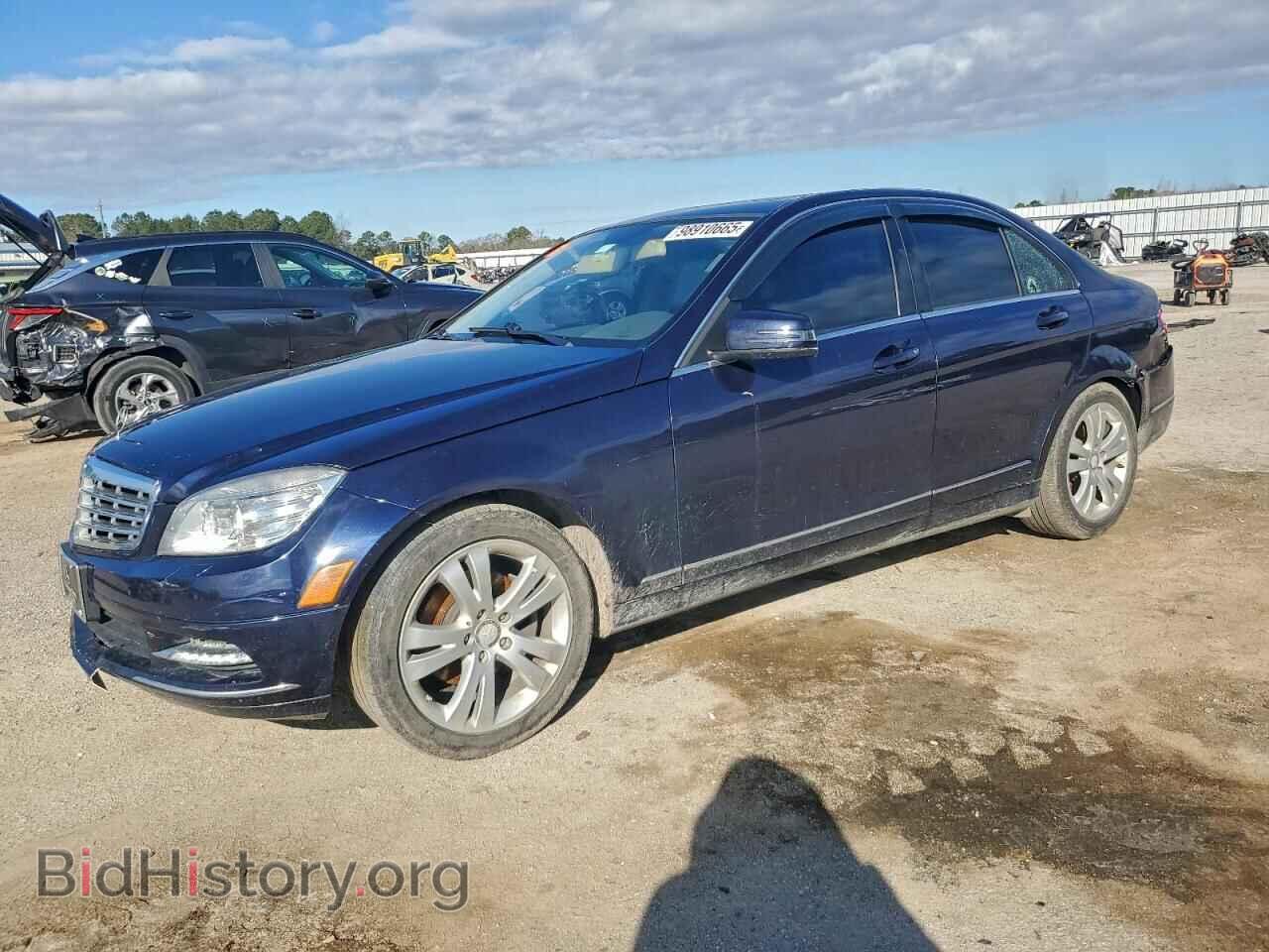 Photo WDDGF8BB7BR152811 - MERCEDES-BENZ C-CLASS 2011