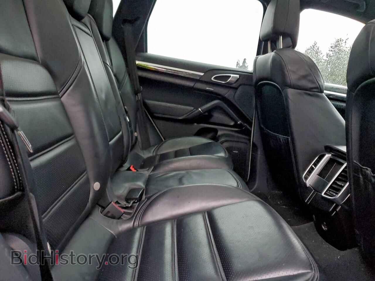 2017 PORSCHE CAYENNE - VIN: WP1AA2A26HKA89875 - Photo 11