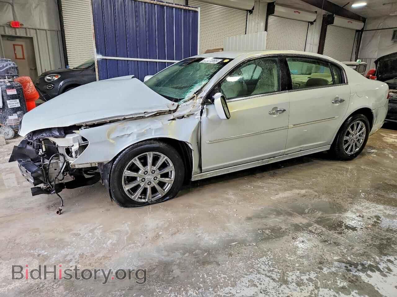 Photo 1G4HE5EM6AU110215 - BUICK LUCERNE 2010