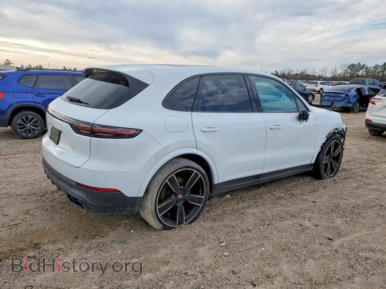 2021 PORSCHE CAYENNE - VIN: WP1AA2AY2MDA09569 - Photo 3