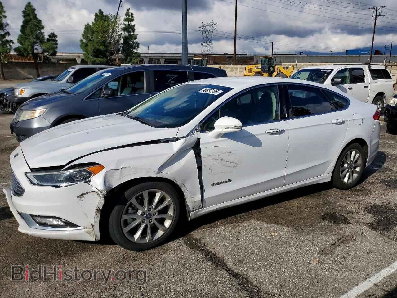 Photo 3FA6P0LU8HR408946 - FORD FUSION 2017