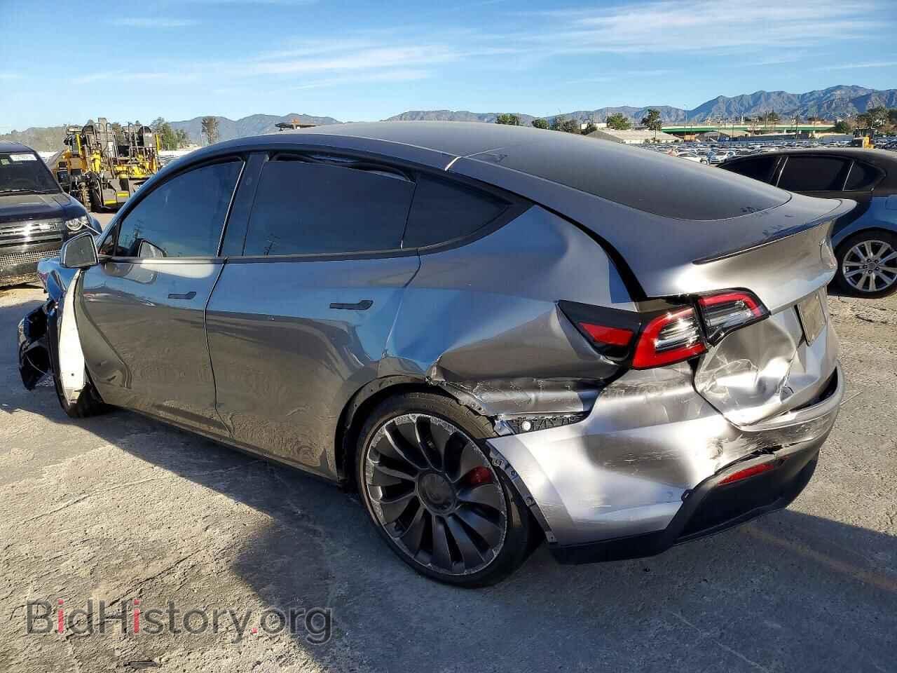 2025 TESLA MODEL Y - VIN: 7SAYGDEF3SF299512 - Photo 2