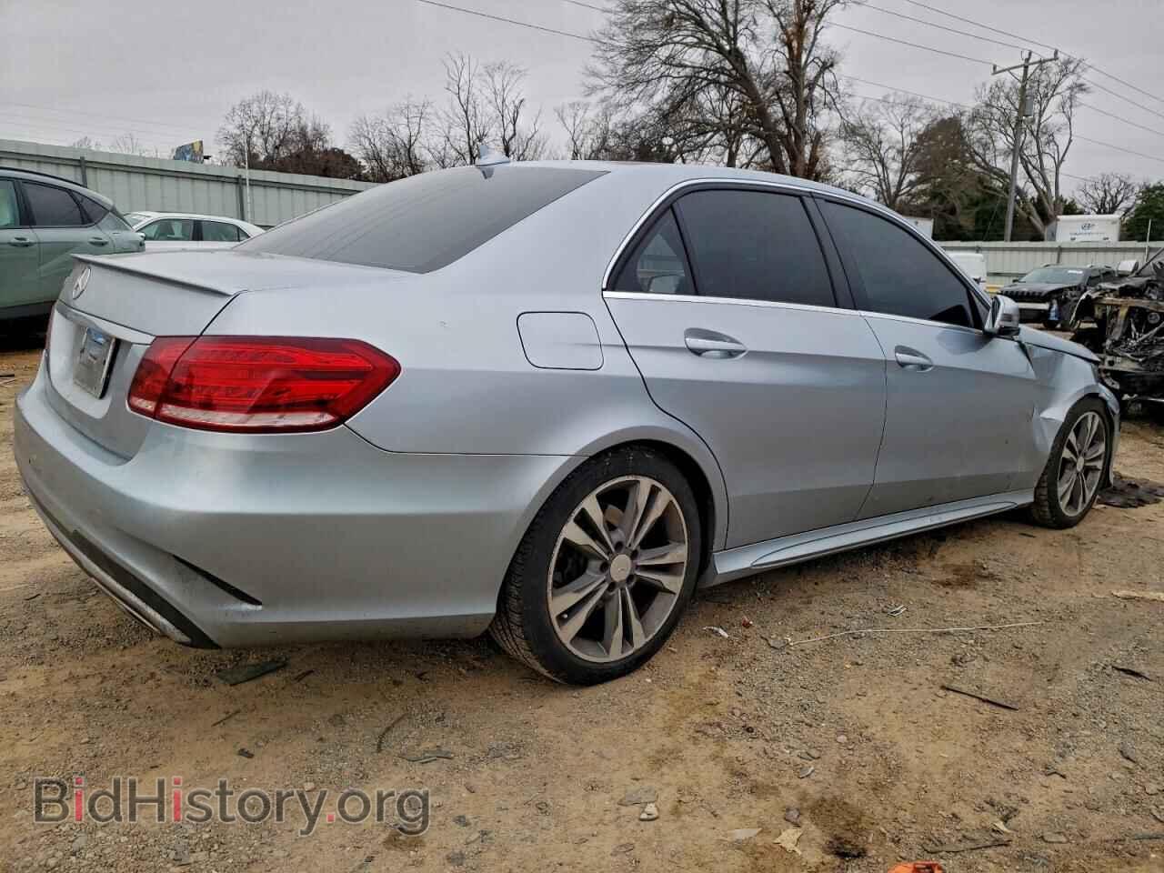 2014 MERCEDES-BENZ E-CLASS - VIN: WDDHF5KB8EA803093 - Фото 3