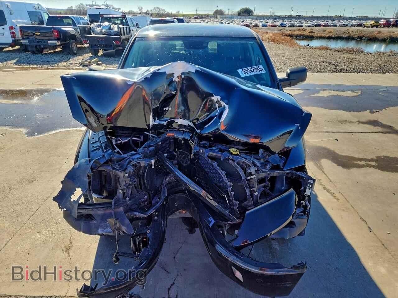 2018 RAM All Models - VIN: 1C6RR7LG9JS260697 - Photo 5