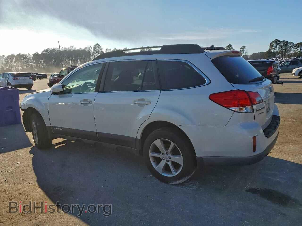 2014 SUBARU OUTBACK - VIN: 4S4BRCCC8E3242929 - Фото 2