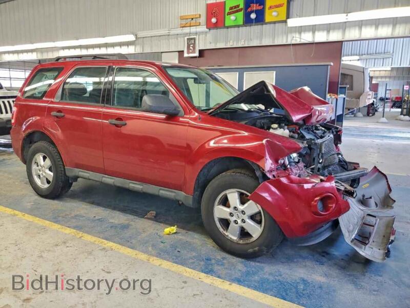 2009 Ford ESCAPE (VIN 1FMCU027X9KC57739) — photo 4 of 16