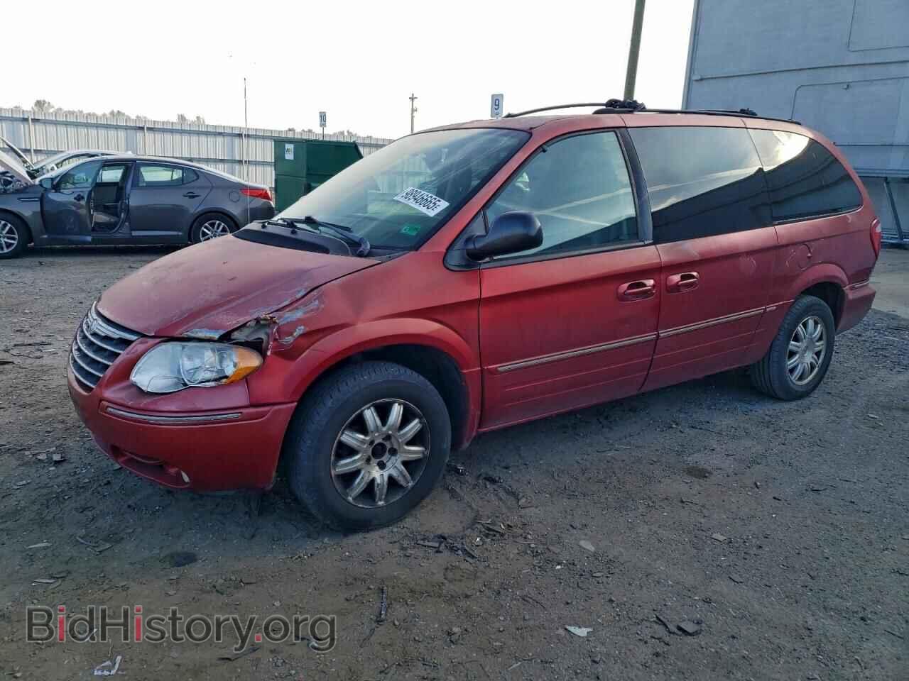Фотография 2C8GP54L15R213112 - CHRYSLER MINIVAN 2005