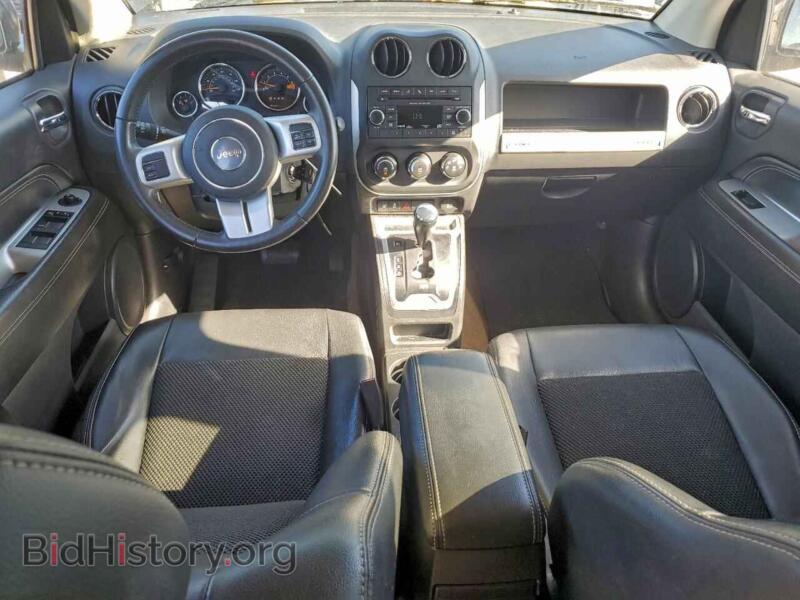 2017 Jeep COMPASS (VIN 1C4NJCEB3HD160344) — photo 8 of 13