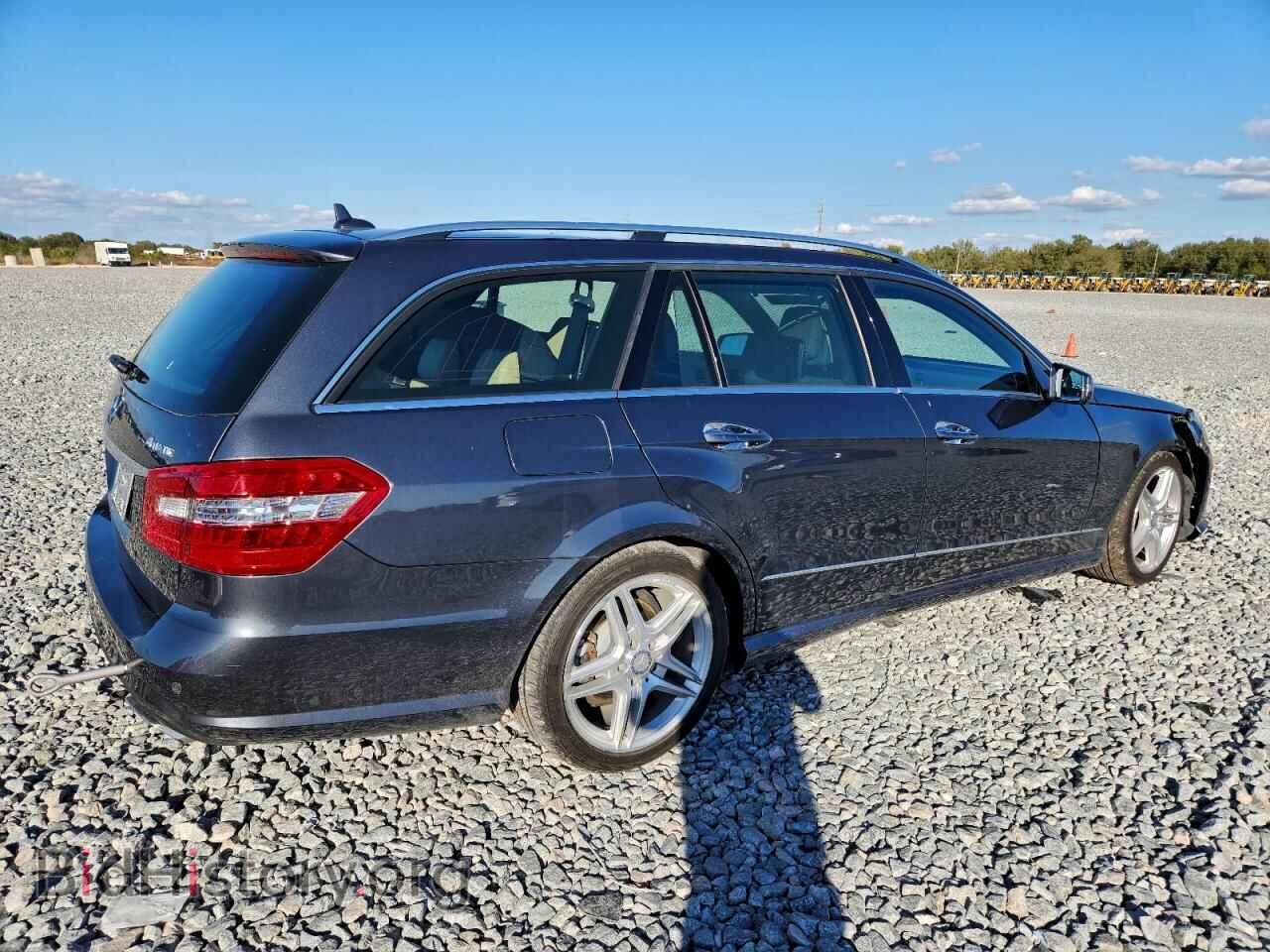 2013 MERCEDES-BENZ E-CLASS - VIN: WDDHH8JBXDA734449 - Фото 3