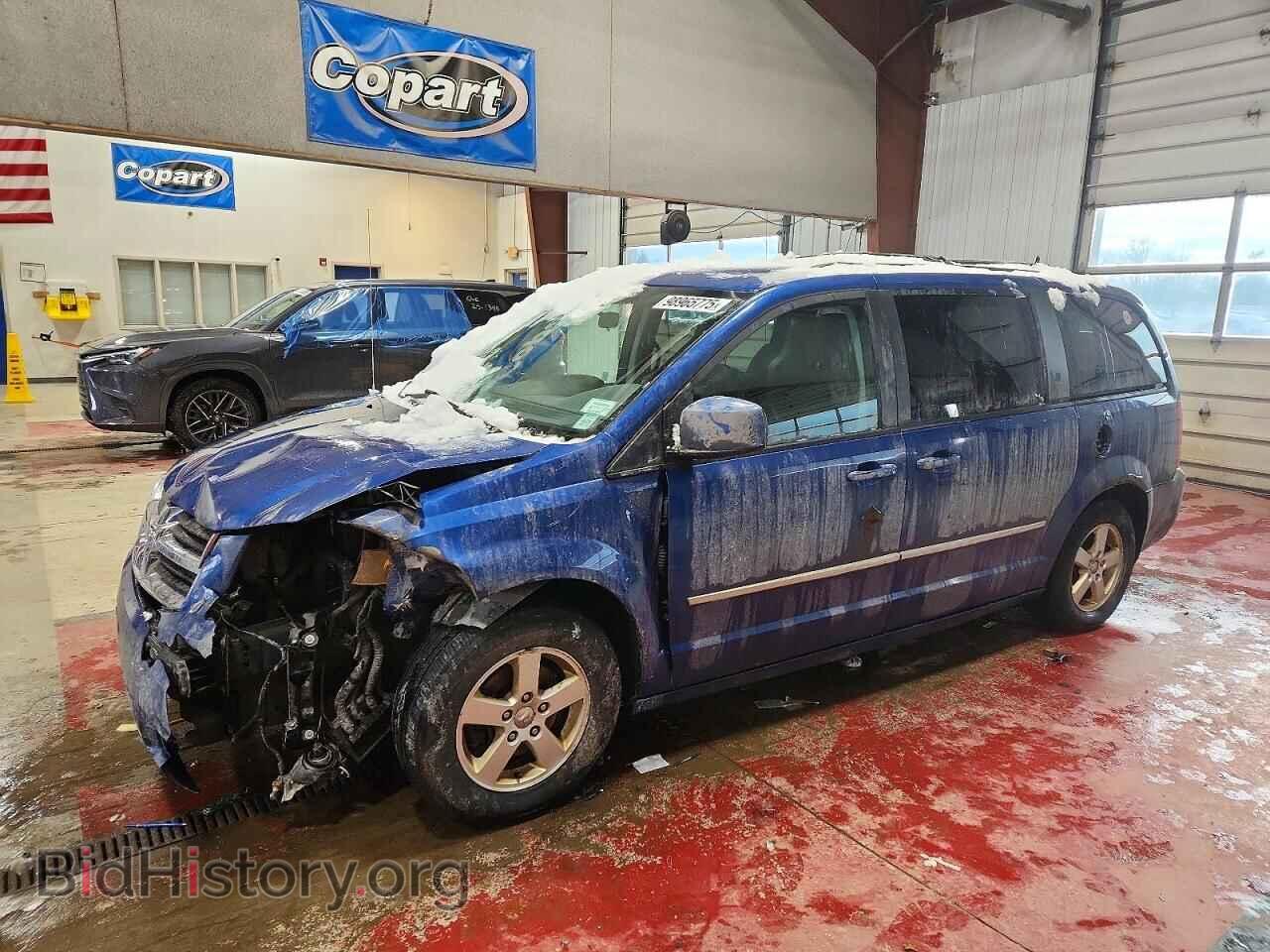Фотография 2D4RN5D19AR372021 - DODGE CARAVAN 2010