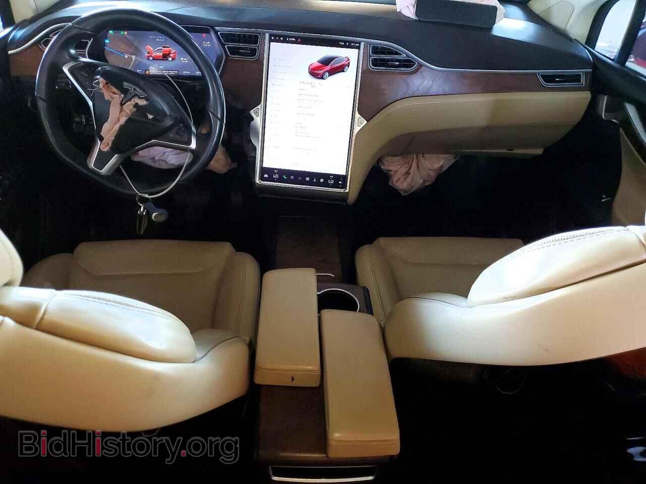 2016 TESLA MODEL X - VIN: 5YJXCBE21GF005585 - Photo 8