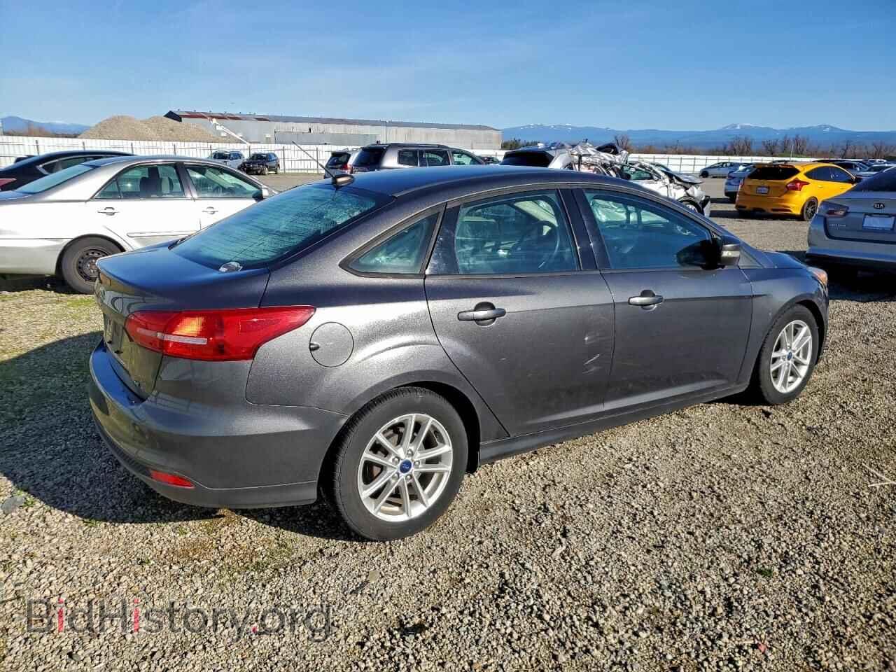 2017 FORD FOCUS - VIN: 1FADP3F2XHL305349 - Фото 3