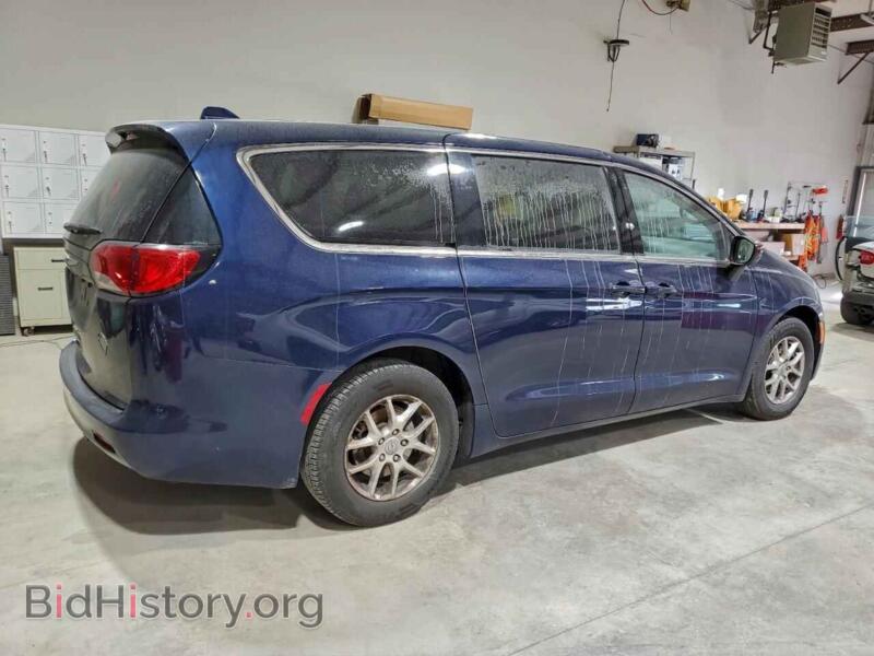 2017 Chrysler PACIFICA (VIN 2C4RC1DG8HR638185) — photo 3 of 13
