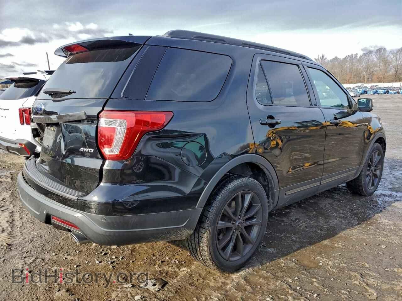 2018 FORD EXPLORER - VIN: 1FM5K8D8XJGB82812 - Фото 3