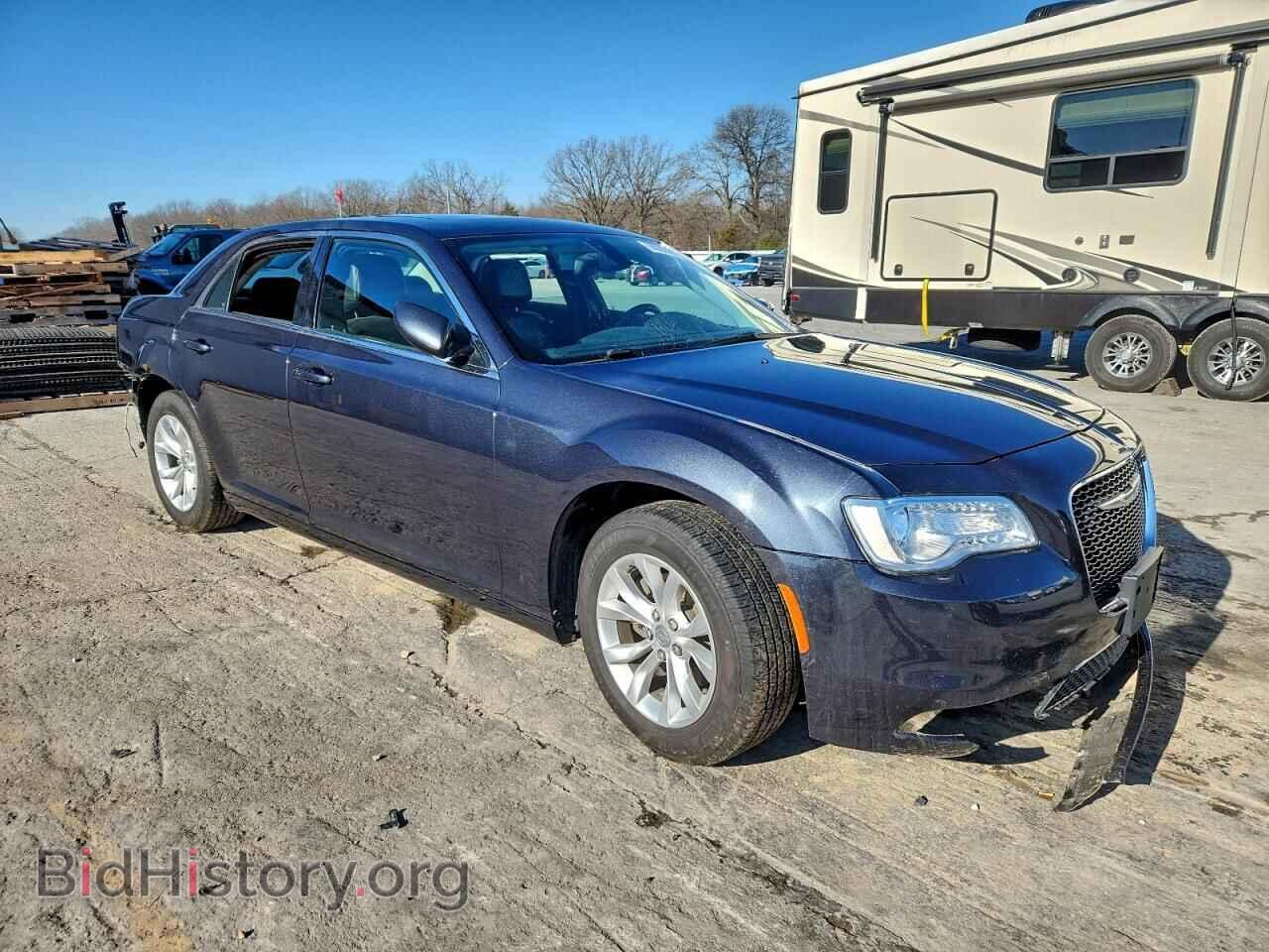 2016 CHRYSLER 300 - VIN: 2C3CCAAG2GH243714 - Фото 4