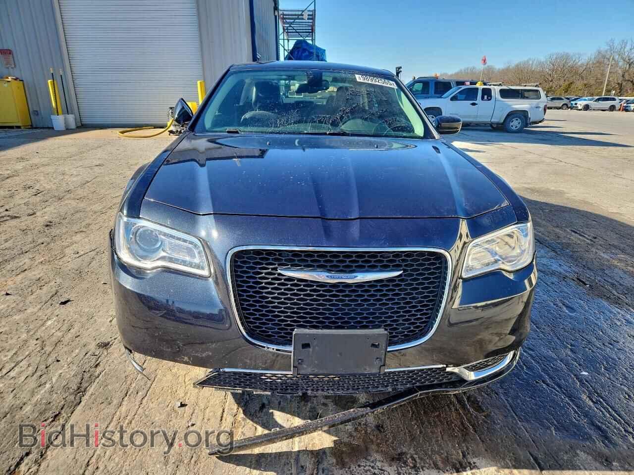 2016 CHRYSLER 300 - VIN: 2C3CCAAG2GH243714 - Фото 5