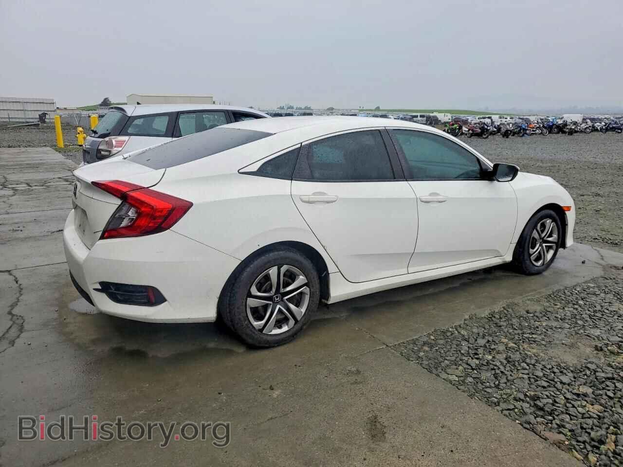 2017 HONDA CIVIC - VIN: 19XFC2F55HE221838 - Фото 3