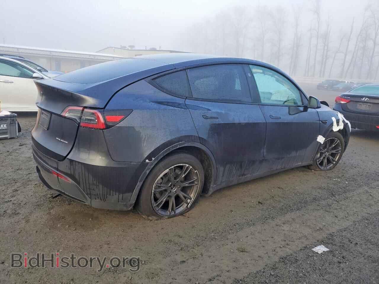 2025 TESLA MODEL Y - VIN: 7SAYGAEE2SF257175 - Photo 3