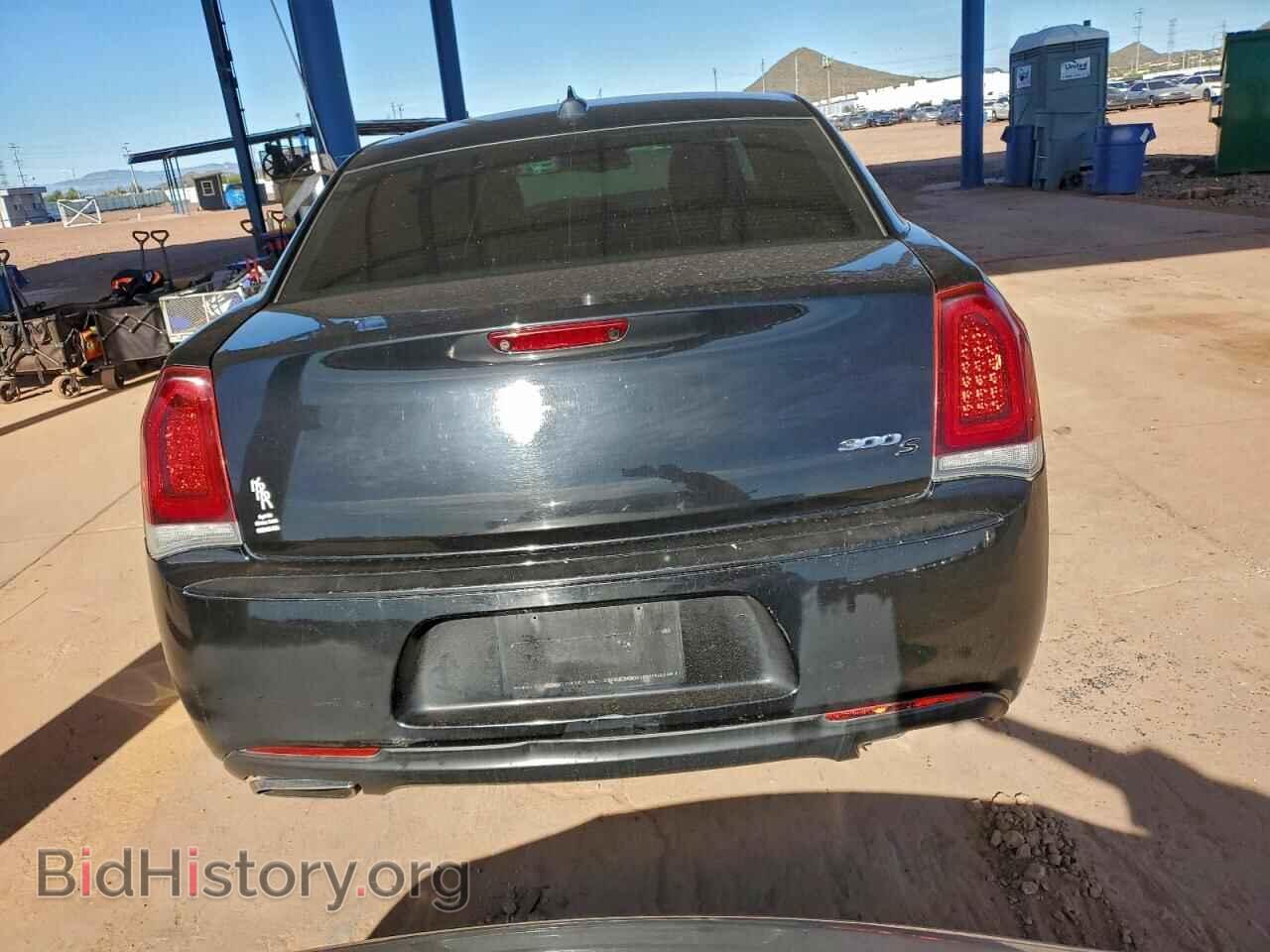 2017 CHRYSLER 300 - VIN: 2C3CCABG3HH596480 - Фото 6