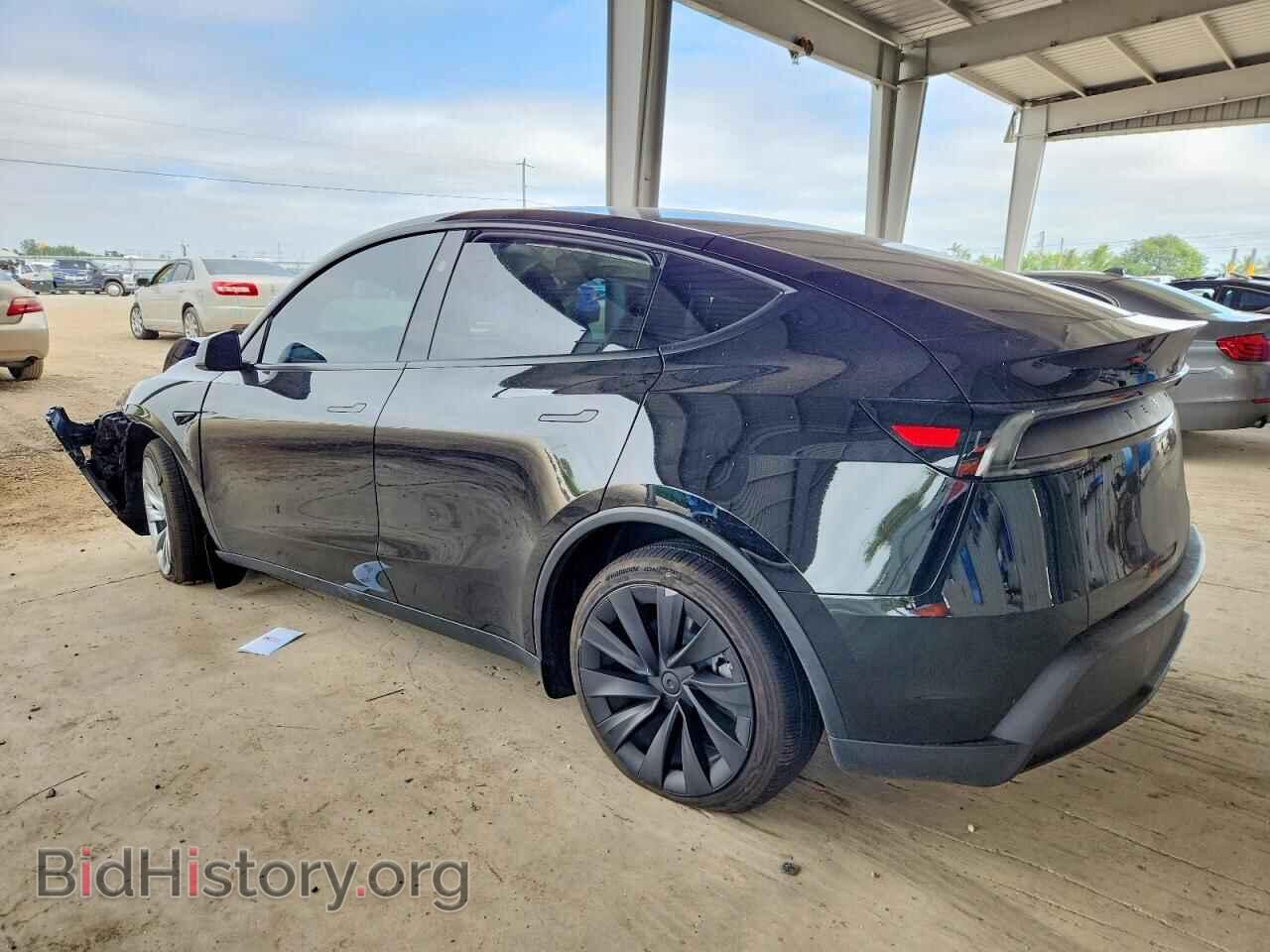 2026 TESLA MODEL Y - VIN: 7SAYGDED7TA450154 - Photo 2
