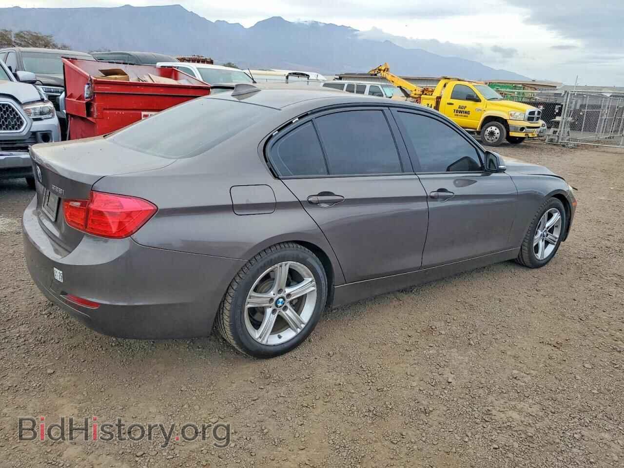 2013 BMW 3 SERIES - VIN: WBA3A5C58DF600263 - Фото 3