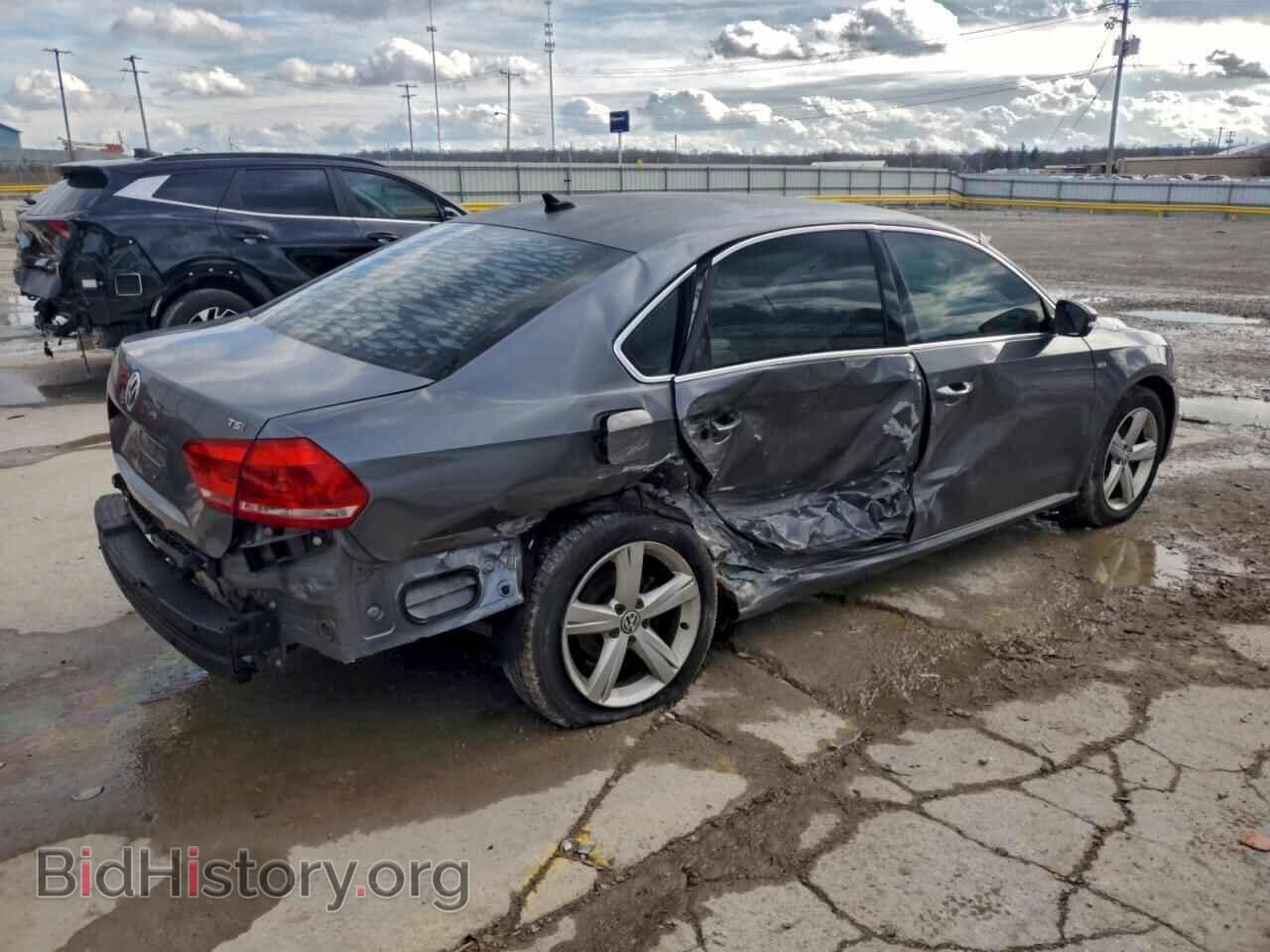 2015 VOLKSWAGEN PASSAT - VIN: 1VWAT7A36FC111119 - Фото 3