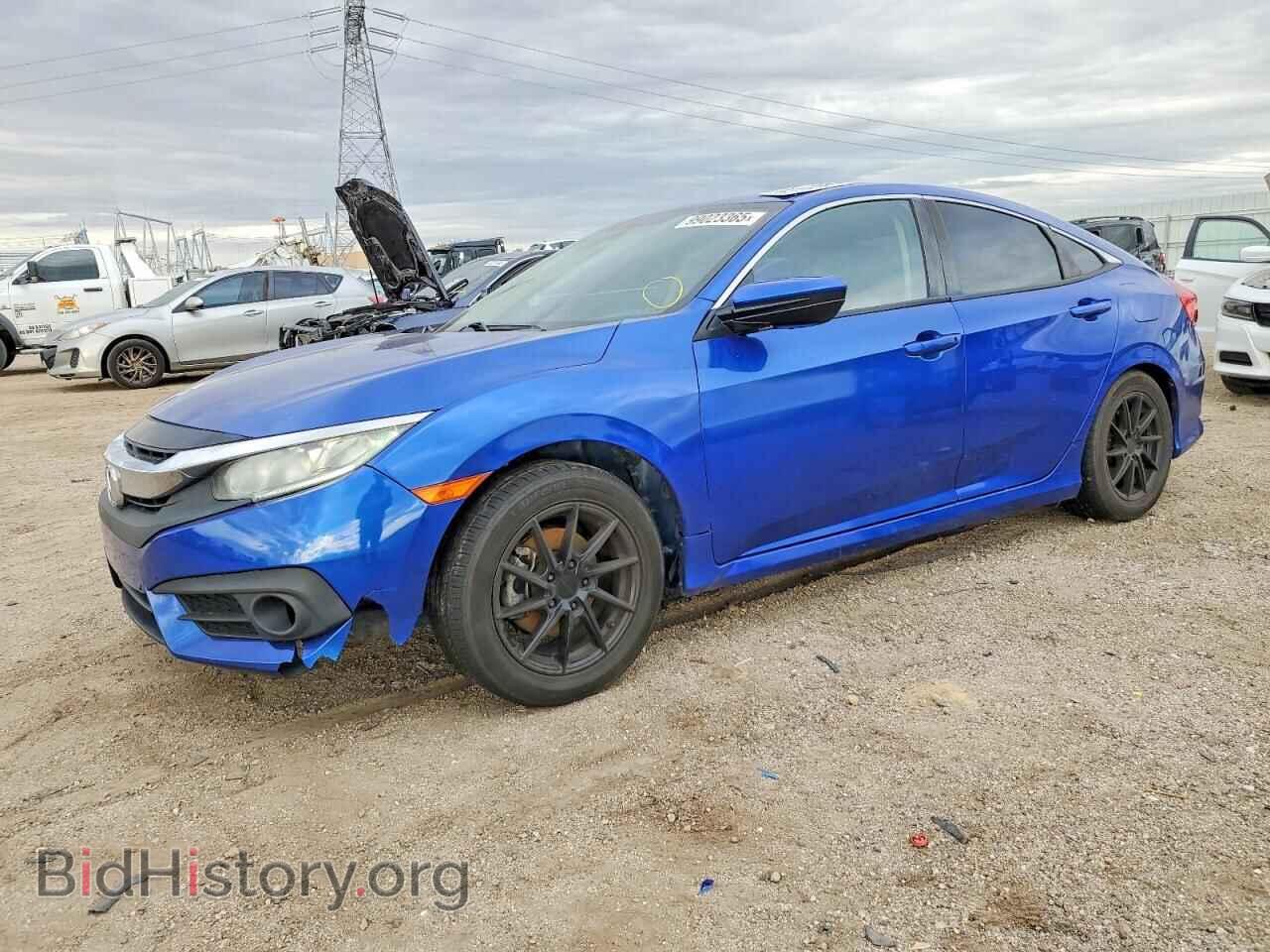 Photo 2HGFC2F58JH558953 - HONDA CIVIC 2018