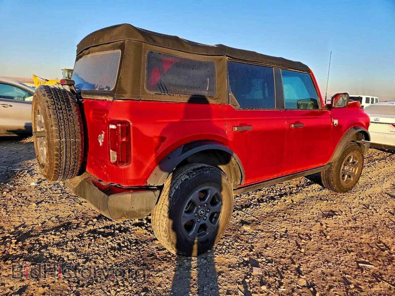 2023 FORD BRONCO - VIN: 1FMEE5BP2PLA88245 - Фото 3