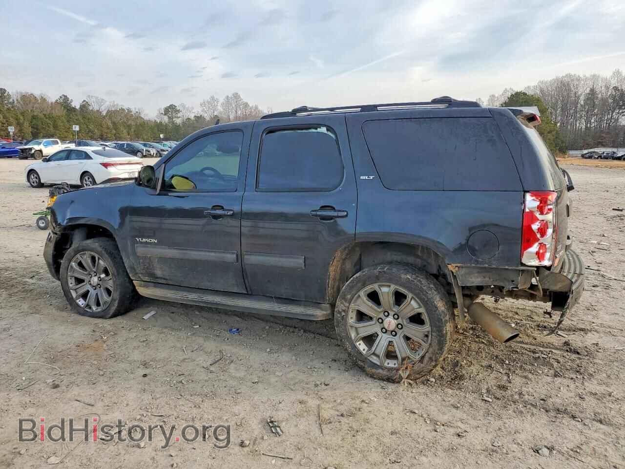 2011 GMC YUKON - VIN: 1GKS2CE05BR367802 - Фото 2