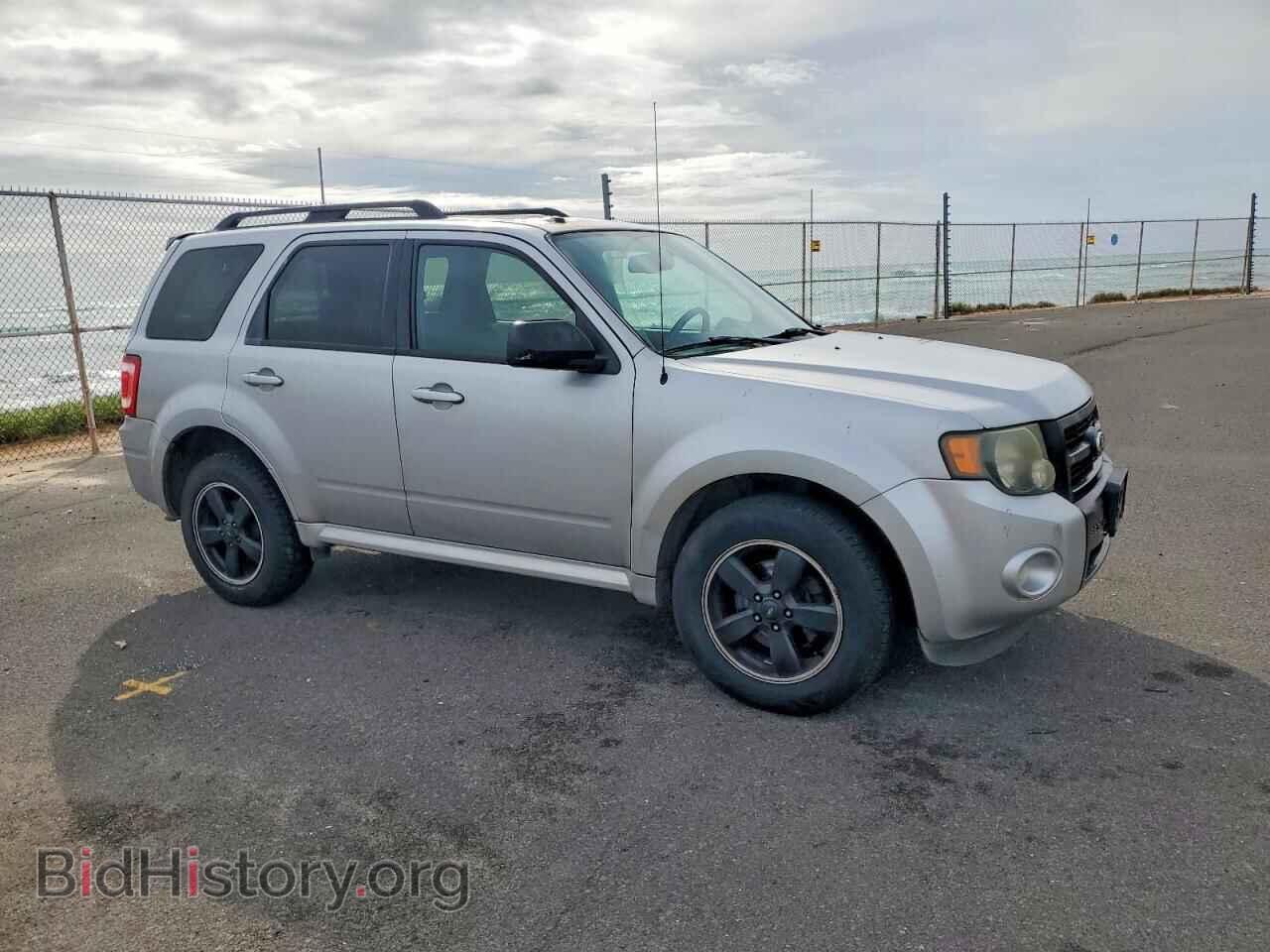 2011 FORD ESCAPE - VIN: 1FMCU0D76BKA68637 - Фото 4