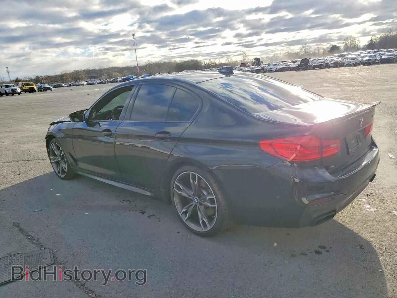 2019 BMW M5 - VIN: WBAJB9C52KB289056 - Фото 2