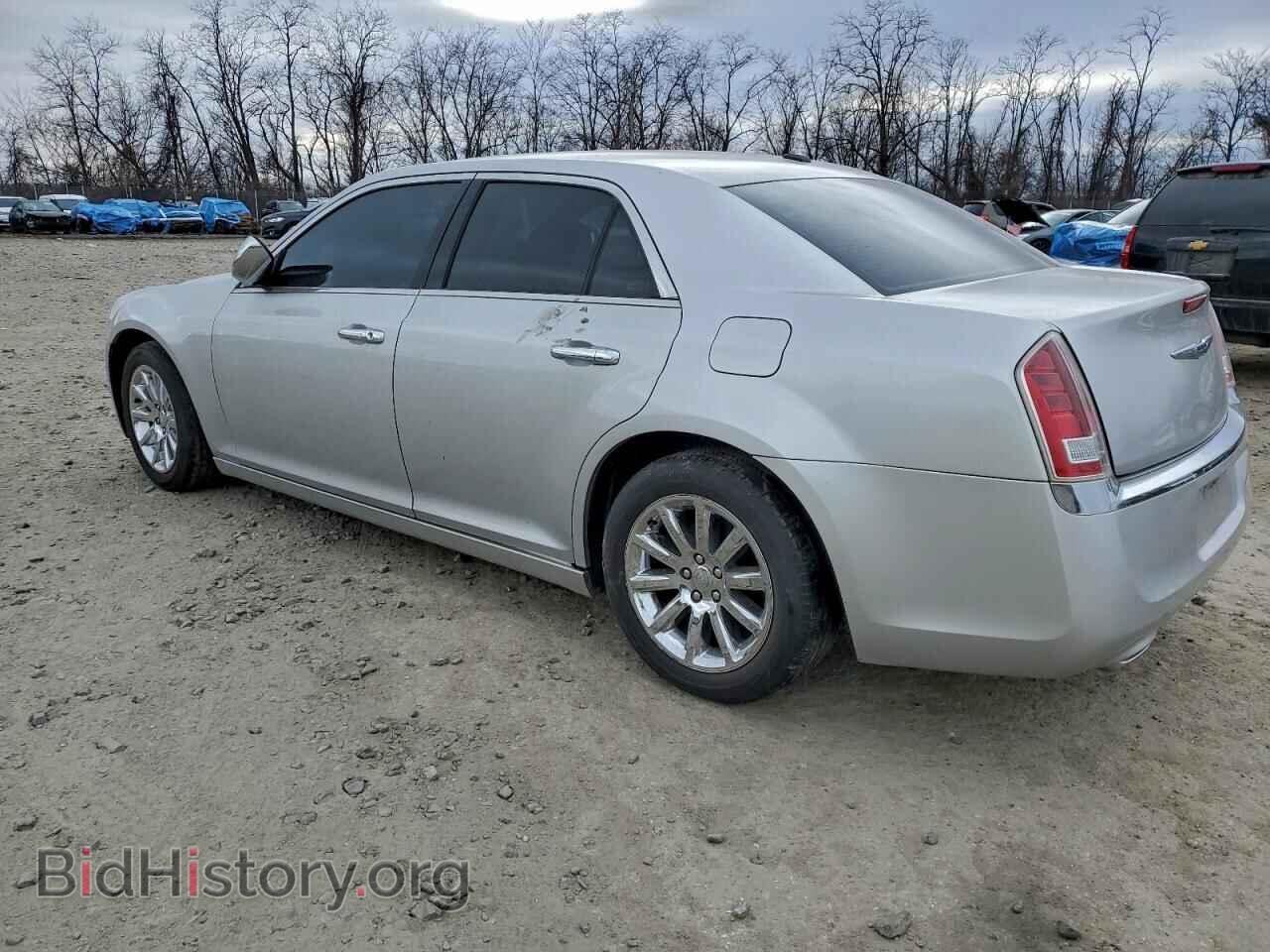 2012 CHRYSLER 300 - VIN: 2C3CCACG5CH223383 - Фото 2