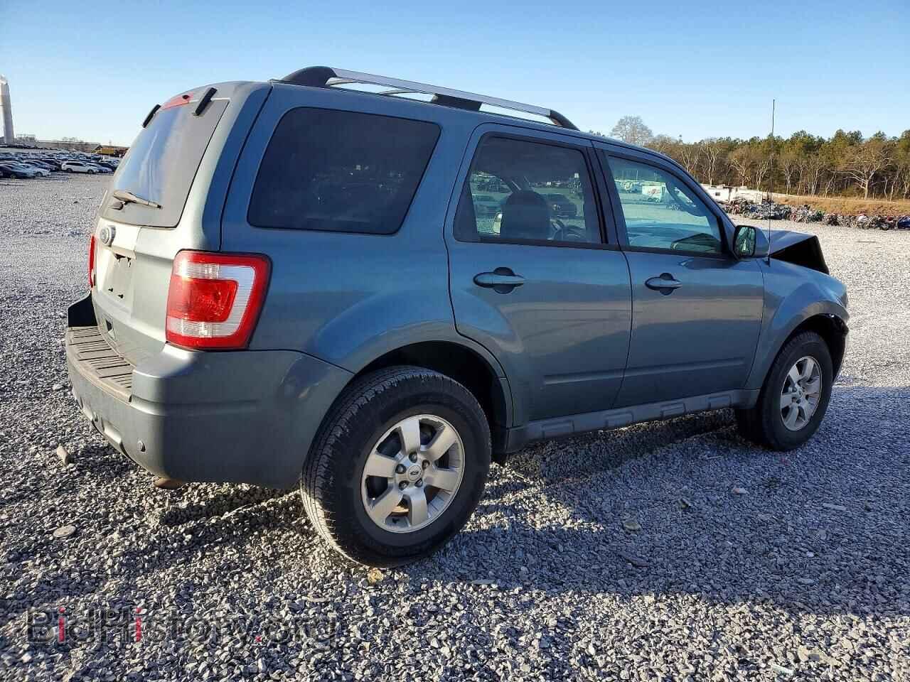 2011 FORD ESCAPE - VIN: 1FMCU0E72BKB27553 - Фото 3