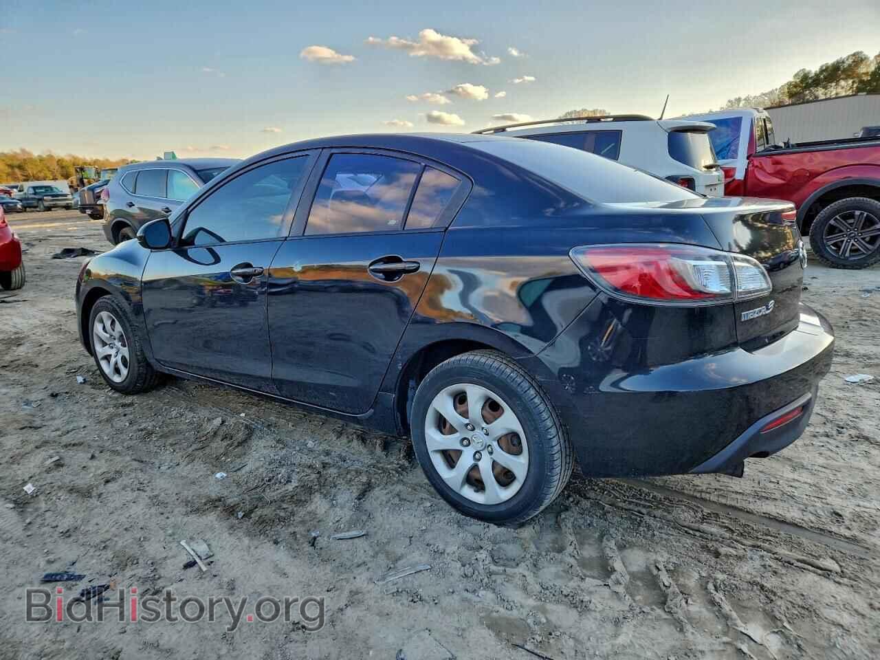 2011 MAZDA 3 - VIN: JM1BL1UG2B1441851 - Фото 2
