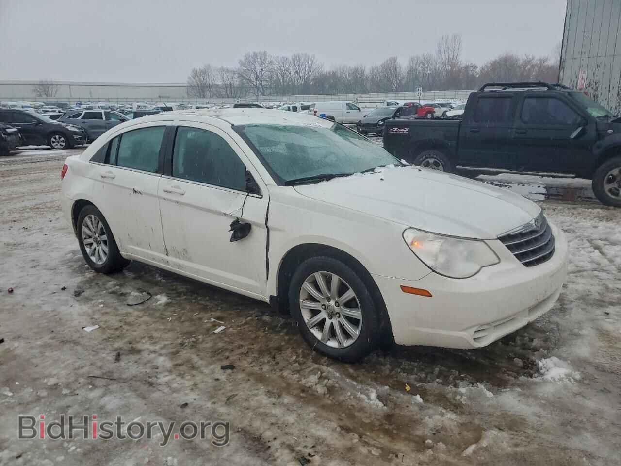 2010 CHRYSLER SEBRING - VIN: 1C3CC5FB6AN233934 - Фото 4