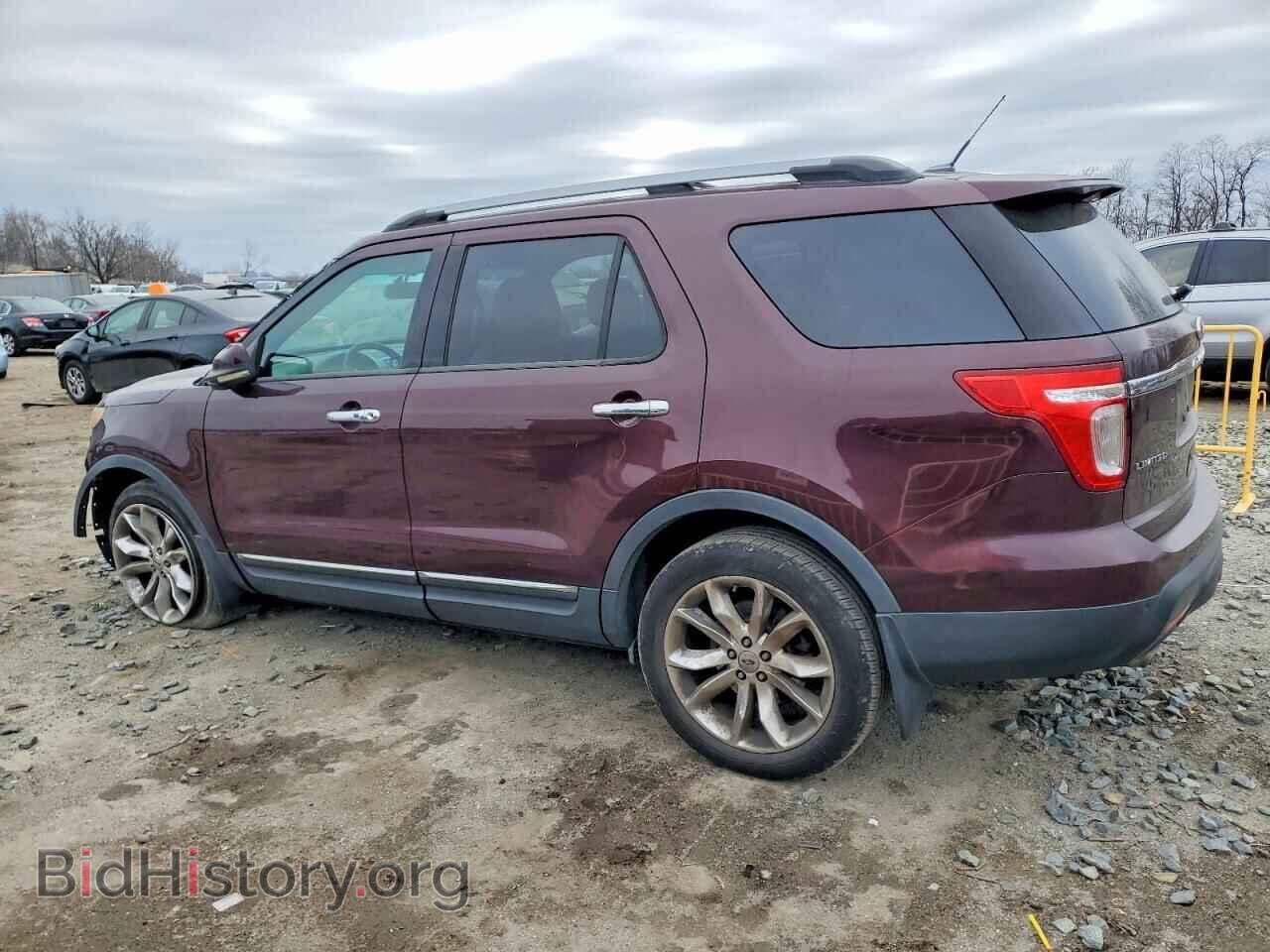 2011 FORD EXPLORER - VIN: 1FMHK8F82BGA04792 - Photo 2
