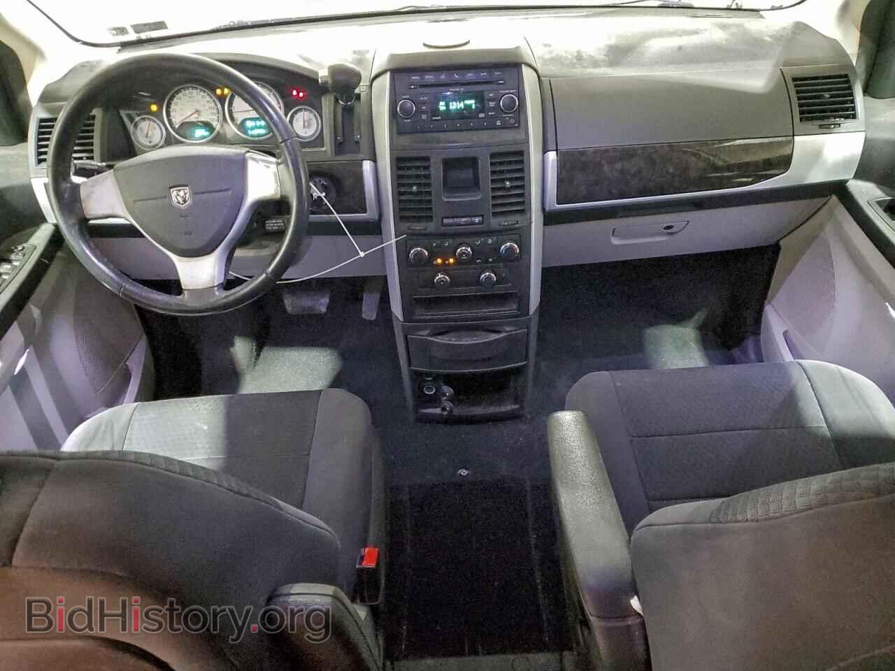 2010 DODGE CARAVAN - VIN: 2D4RN5D10AR121324 - Фото 8
