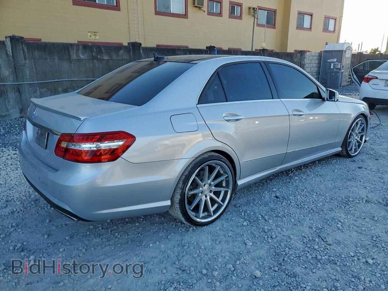 2011 MERCEDES-BENZ E-CLASS - VIN: WDDHF5GB5BA273654 - Фото 3