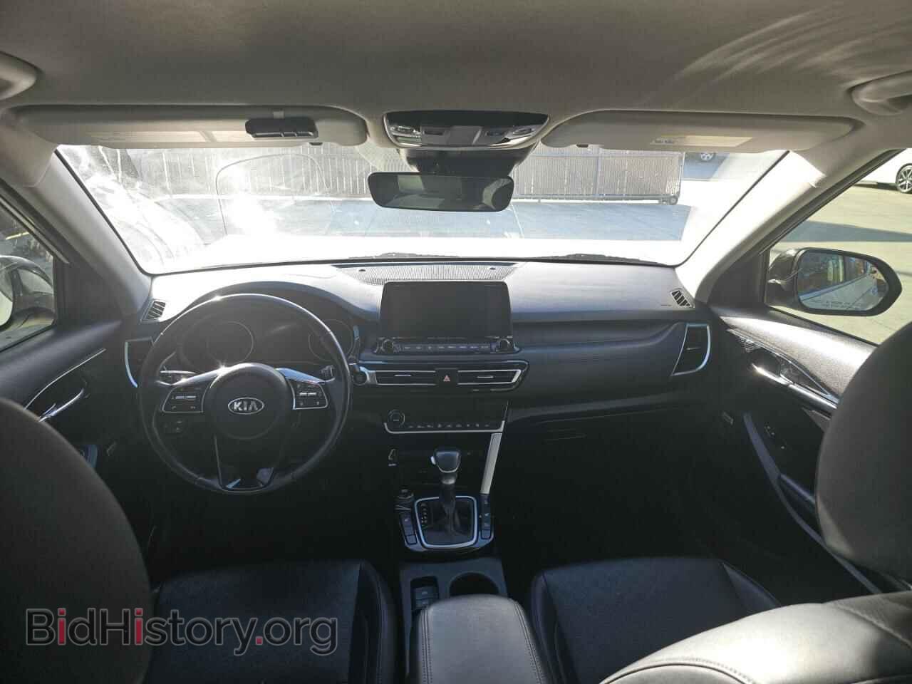 2021 KIA SELTOS - VIN: KNDETCA21M7057755 - Фото 9