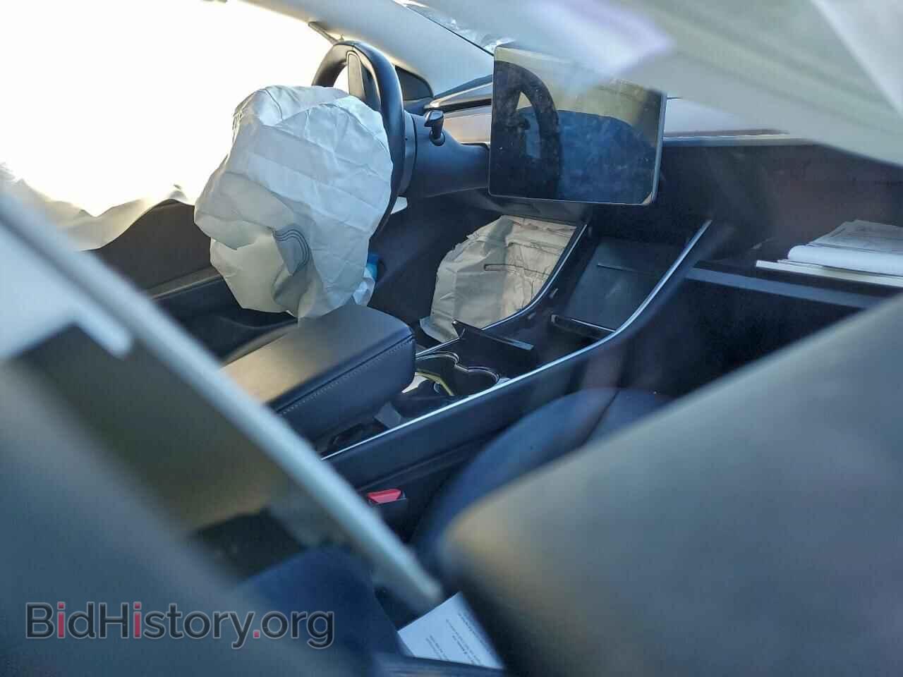 2018 TESLA MODEL 3 - VIN: 5YJ3E1EBXJF105243 - Фото 8