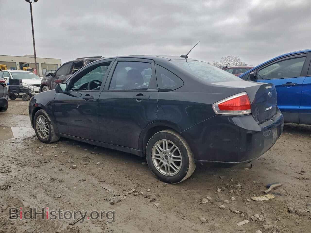 2010 FORD FOCUS - VIN: 1FAHP3FN6AW142117 - Фото 2