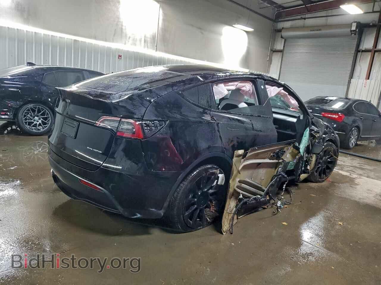 2022 TESLA MODEL Y - VIN: 7SAYGDEE3NF522675 - Фото 3