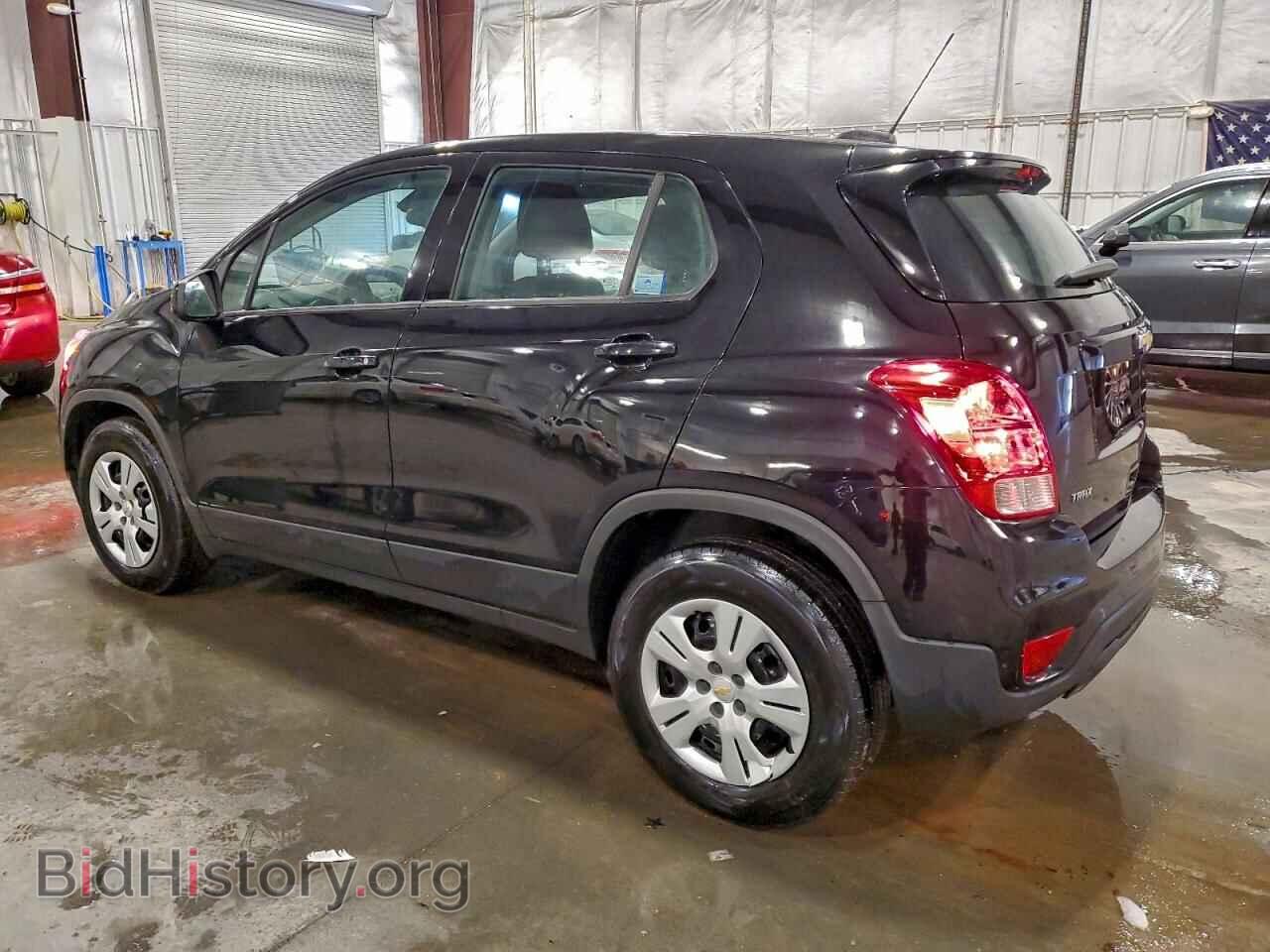 2017 CHEVROLET TRAX - VIN: 3GNCJKSB3HL278112 - Фото 2