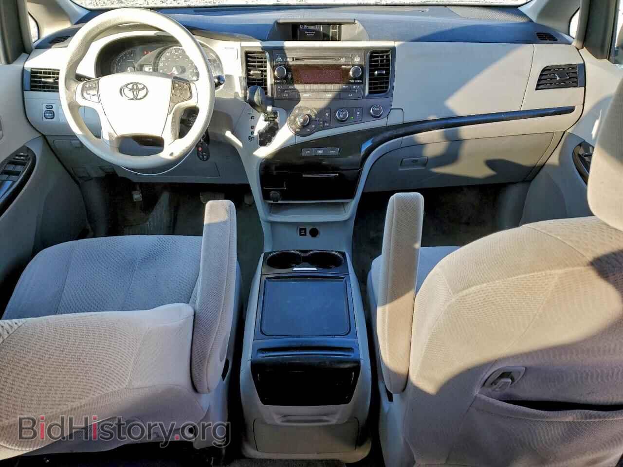 2012 TOYOTA All Models - VIN: 5TDKK3DC0CS227702 - Фото 8