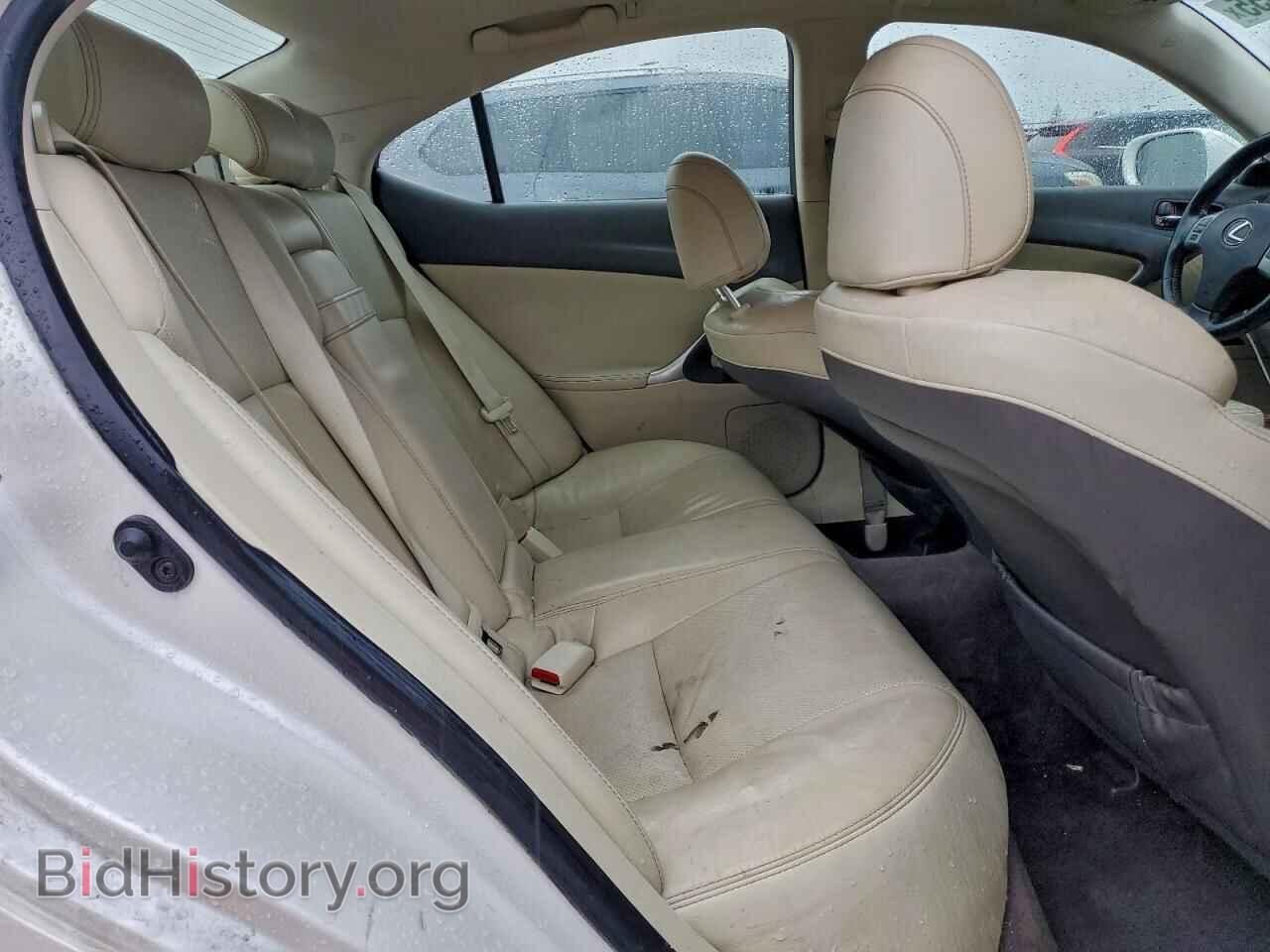 2011 LEXUS IS - VIN: JTHBF5C28B5129609 - Photo 10