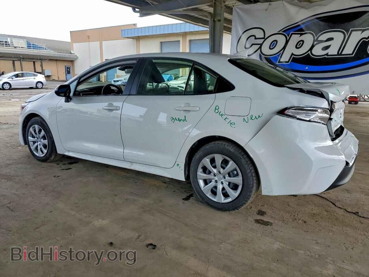 2026 TOYOTA COROLLA - VIN: JTDBCMFEXT3114164 - Фото 2